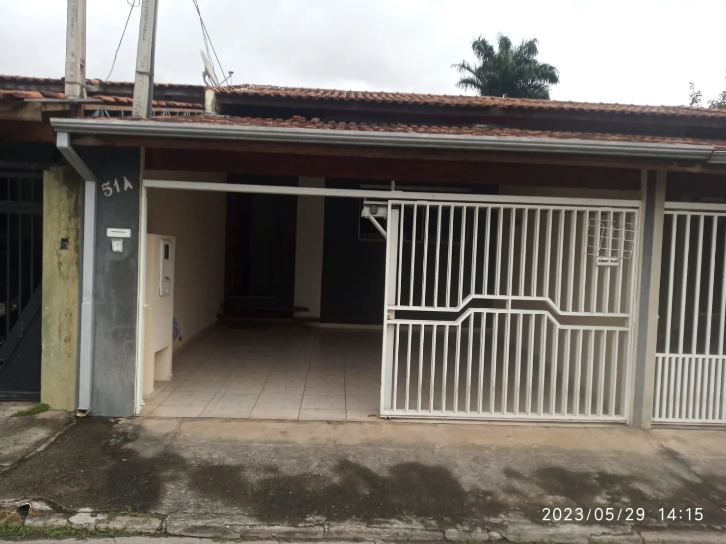 Foto do imóvel Casa à venda 2 Quartos, 1 Suite, 2 Vagas, 103M², Parque São Domingos, Pindamonhangaba - SP