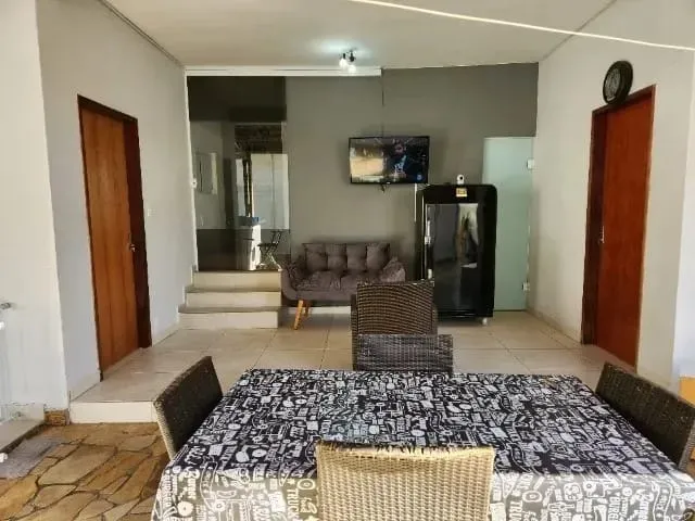 Imagem Casa à venda 5 Quartos, 1 Suite, 4 Vagas, 300M², Jardim Gurilândia, Taubaté - SP