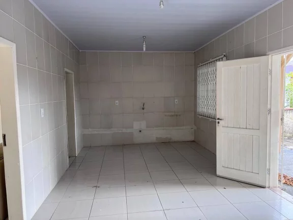Imagem Vendo casa averbada Itaum
