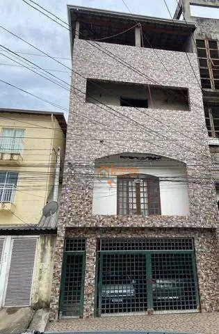 Imagem Sobrado com 3 dormitórios à venda, 380 m² por R$ 638.000,00 - Vila Rio de Janeiro - Guarulhos/SP