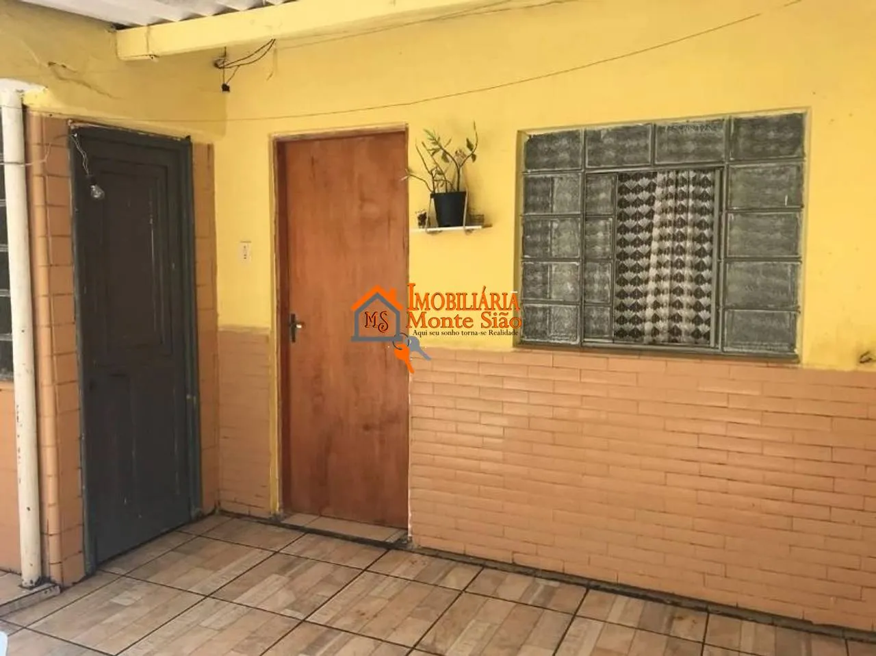 Imagem Casa com 3 dormitórios à venda, 200 m² por R$ 636.000,00 - Itapegica - Guarulhos/SP
