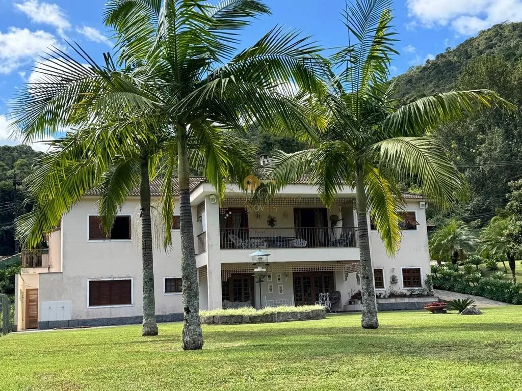 Imagem Casa para Venda em Teresópolis / RJ no bairro Albuquerque