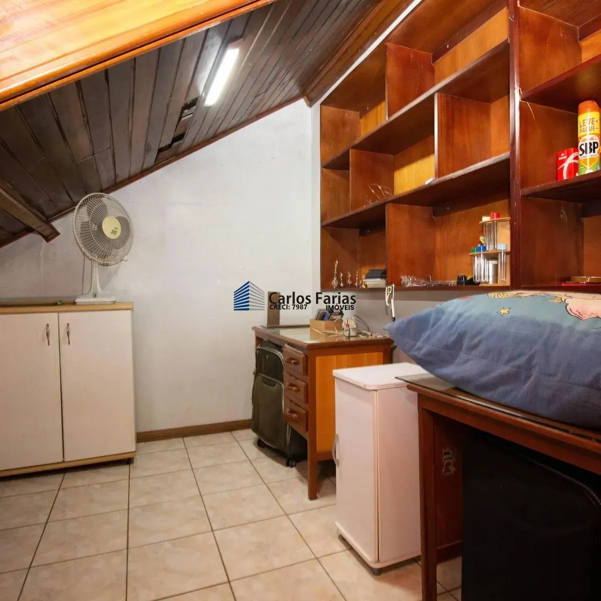Imagem Casa para Venda em Brasília, Guará II, 5 dormitórios, 1 suíte, 3 banheiros, 2 vagas