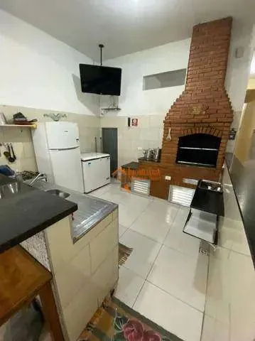 Imagem Sobrado com 4 dormitórios à venda, 200 m² por R$ 630.000,00 - Cidade Soberana - Guarulhos/SP