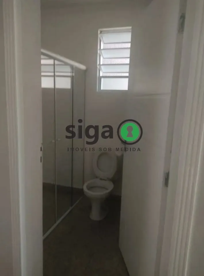 Imagem Casa Assobradada Comercial para LOCAÇÂO no Jardim Guedala com 190m² e 5 salas e 2 banheiros