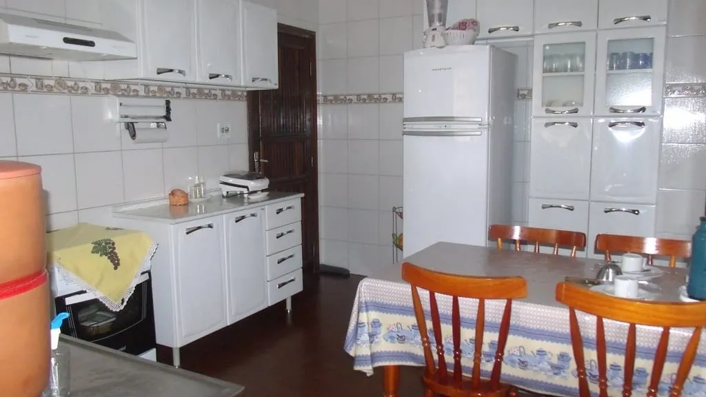 Imagem Casa à venda 4 Quartos, 1 Suite, 4 Vagas, 700M², Alto do Cardoso, Pindamonhangaba - SP
