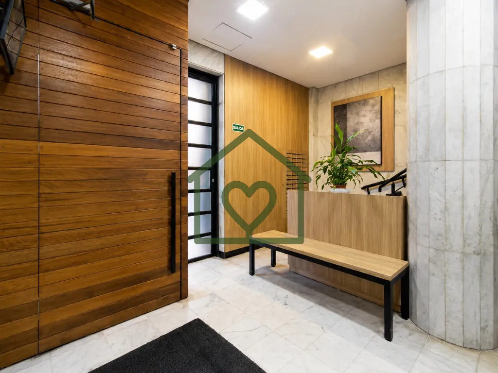 Imagem Apartamento de 1 dormitório, com 34 m², localizado no 3º andar, em prédio com 2 elevadores e por...