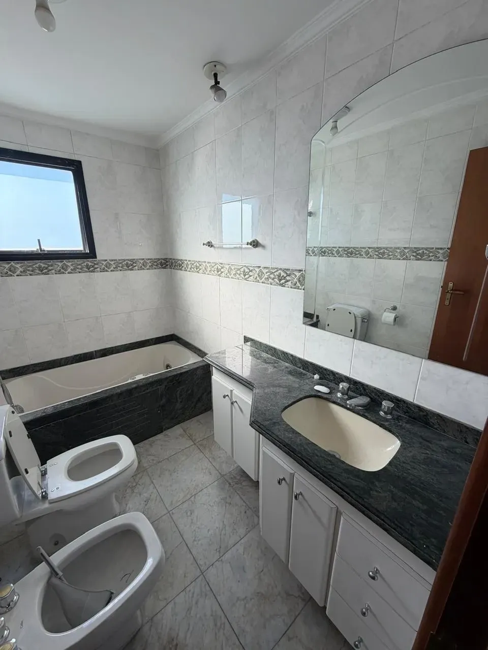 Imagem Apartamento com 4 Quartos à Venda, 136 m² em Chácara Inglesa - São Paulo
