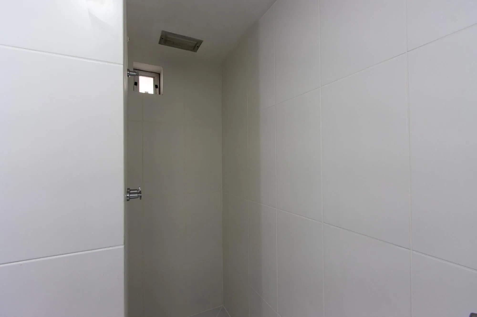 Imagem Apartamento no Menino Deus com 2 dormitórios e garagem