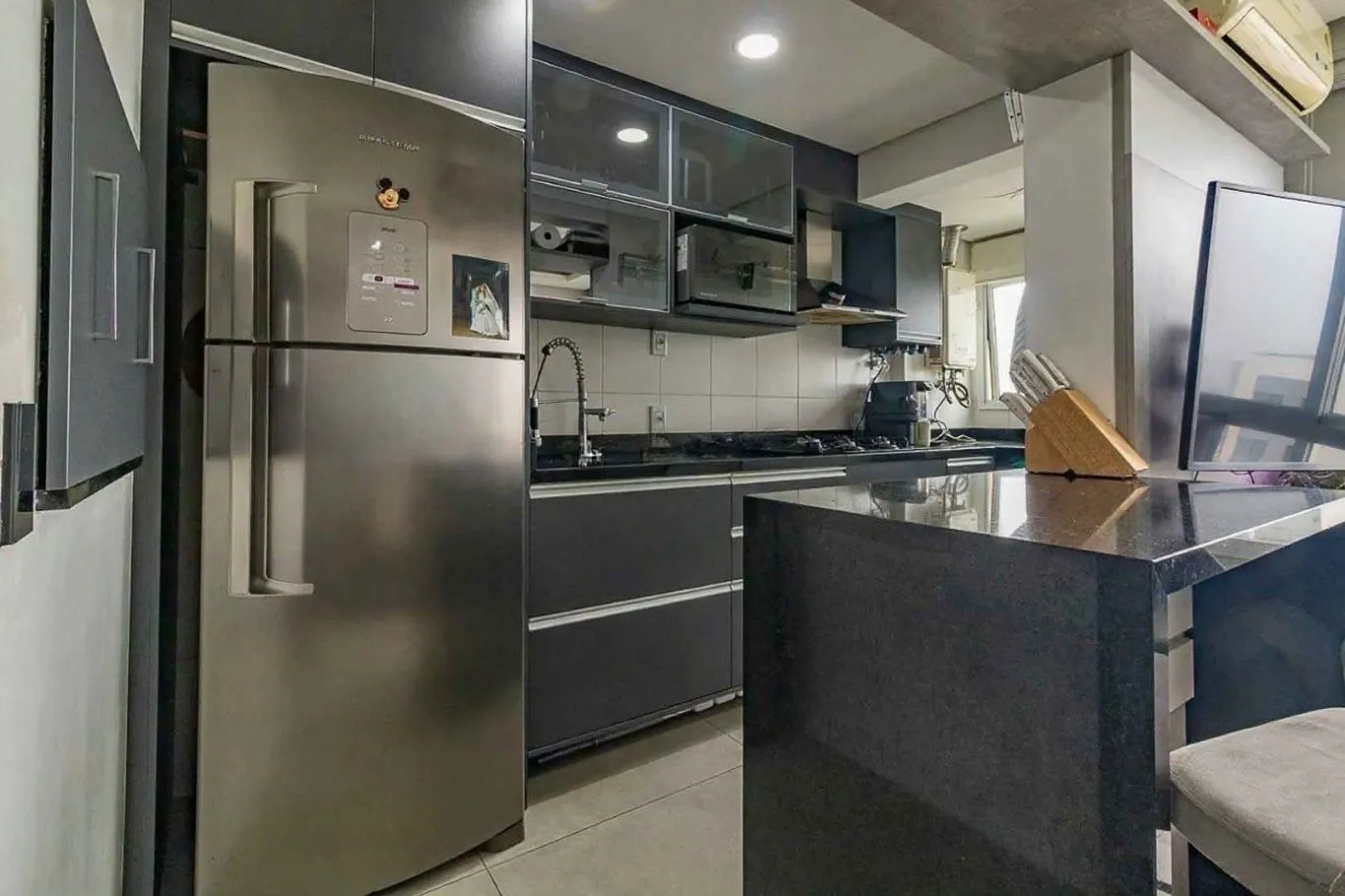 Imagem Vende-se apartamento com 2 quartos (1 suíte), 55m² e 2 vagas - Petrópolis