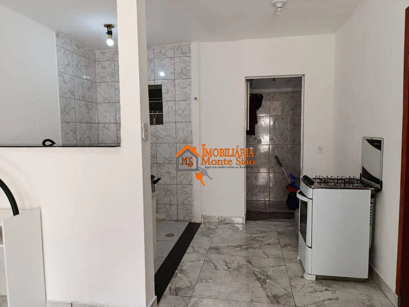 Imagem Casa com 2 dormitórios à venda, 46 m² por R$ 160.000,00 - Vila Nova Bonsucesso - Guarulhos/SP