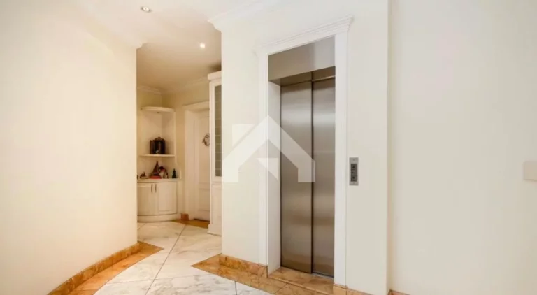 Imagem Casa de Condomínio em Alphaville Residencial Plus - Barueri