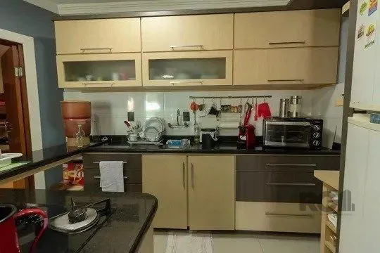 Imagem Casa de 4 dormitórios mobiliada para venda no Bairro Jardim Itu Sabara.