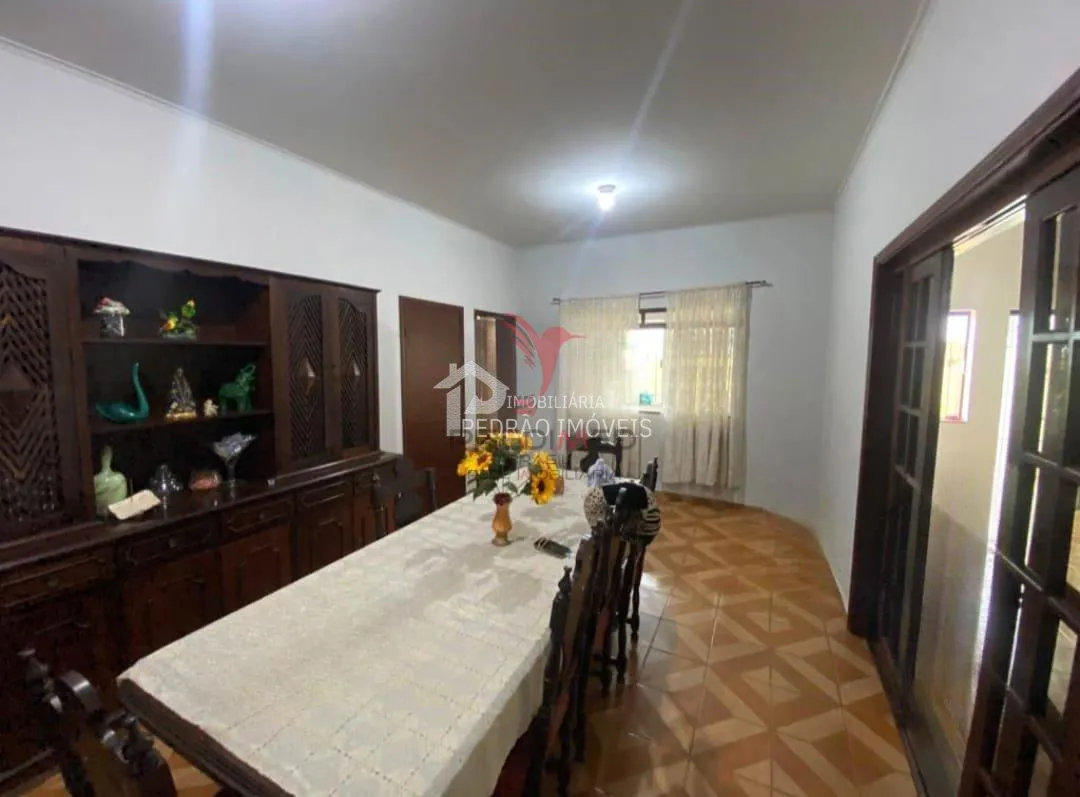 Imagem Casa de 3 quartos, 324m² no bairro Parque Residencial Rondon, em Lençóis Paulista