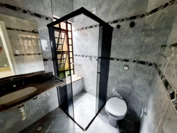Imagem CASA COM 215.88 m² - AVIAÇÃO - PRAIA GRANDE SP
