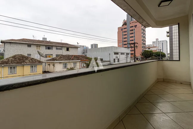 Imagem Casa de cinema no bairro da Aparecida toda modernizada e com área gourmet!