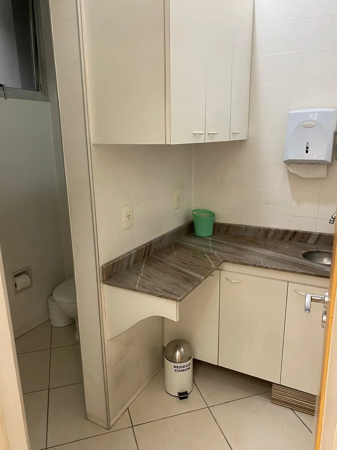 Imagem Comercial à venda 2 Quartos, 28M², Centro, Taubaté - SP | Edificio Thiers Mello Fortes