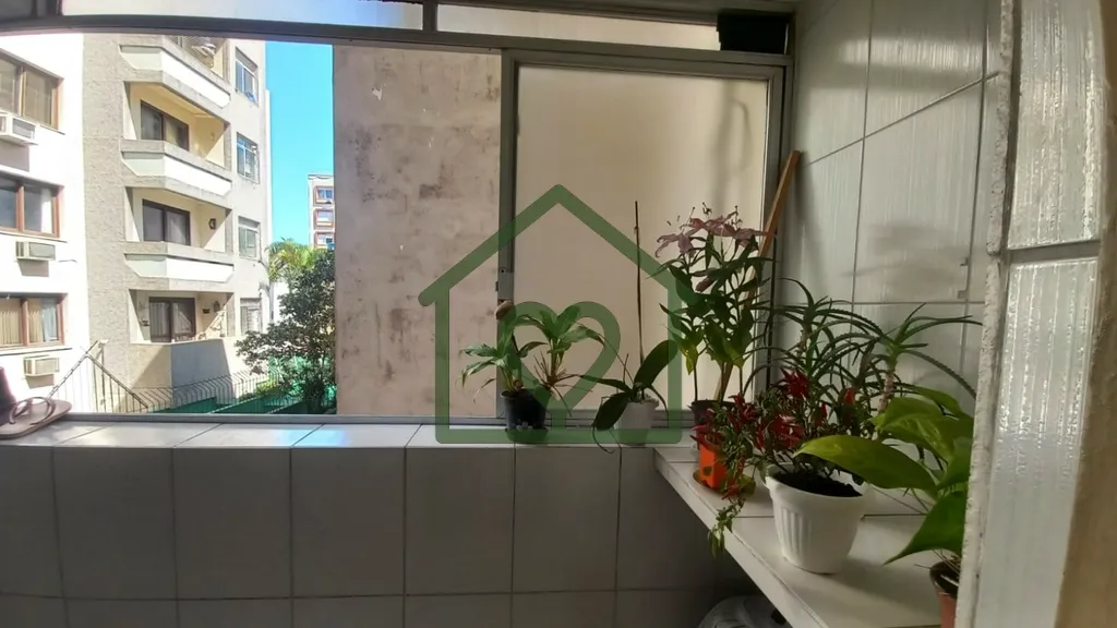 Imagem Apartamento com 107m² de área privativa localizado na Rua Demétrio Ribeiro no Centro Histórico d...