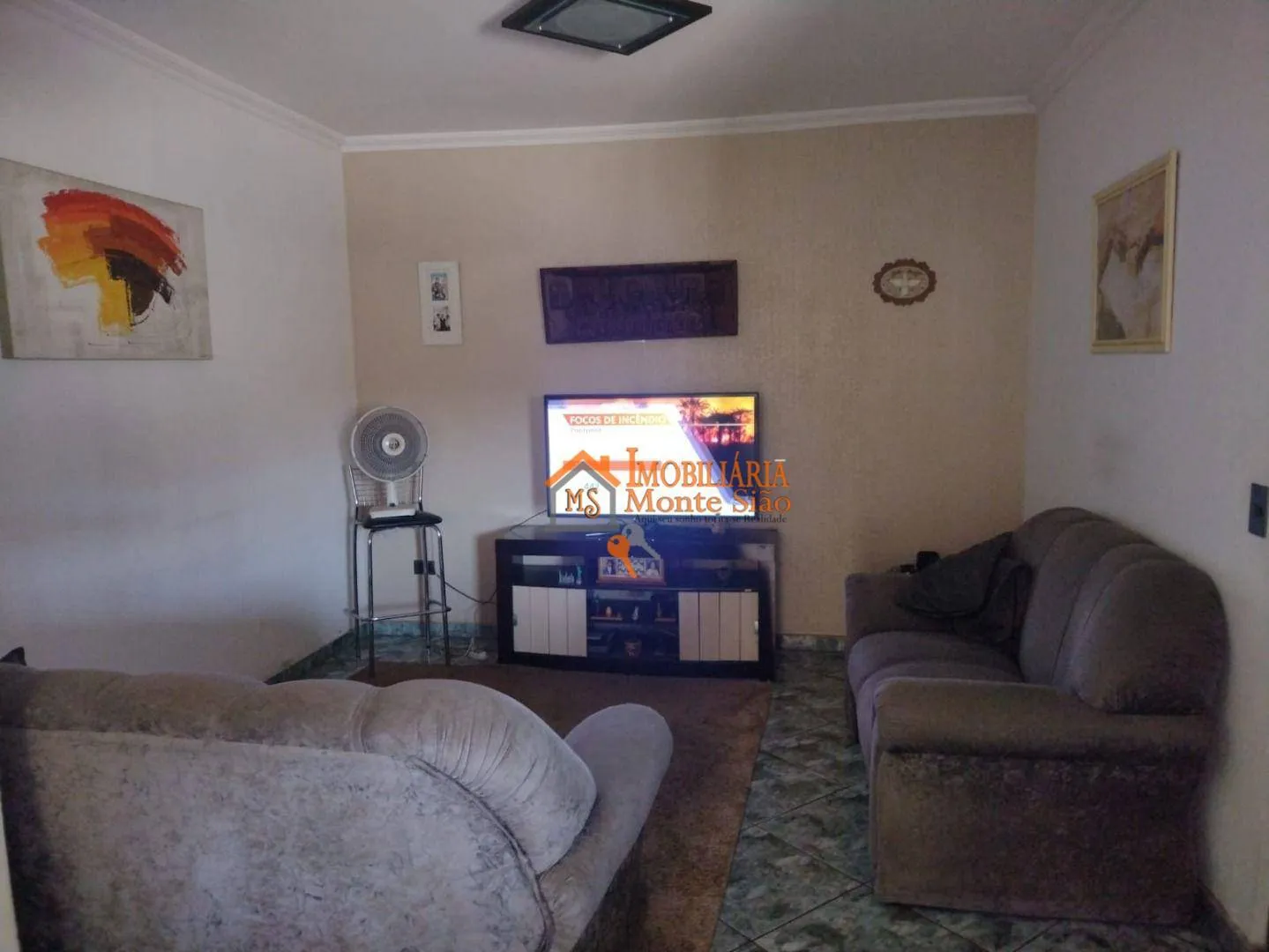 Imagem Casa com 6 dormitórios à venda, 300 m² por R$ 700.000,00 - Taboão - Guarulhos/SP