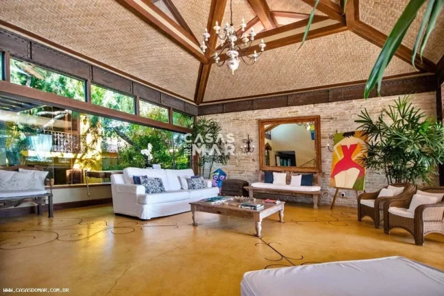 Imagem Casa Frente Mar para Venda em Armação dos Búzios / RJ no bairro Ferradura
