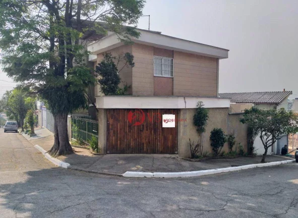 Foto do imóvel Sobrado com 130 metros quadrados com Sala, cozinha, 3 dormitórios, 2 banheiros e uma vaga de garagem