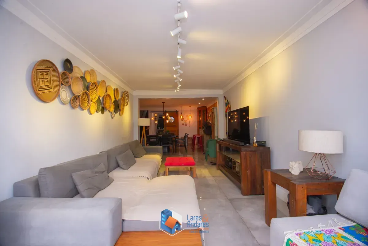 Imagem Casa para venda em Jardim da Glória com 4 quartos, sendo 4 suítes, 250m²