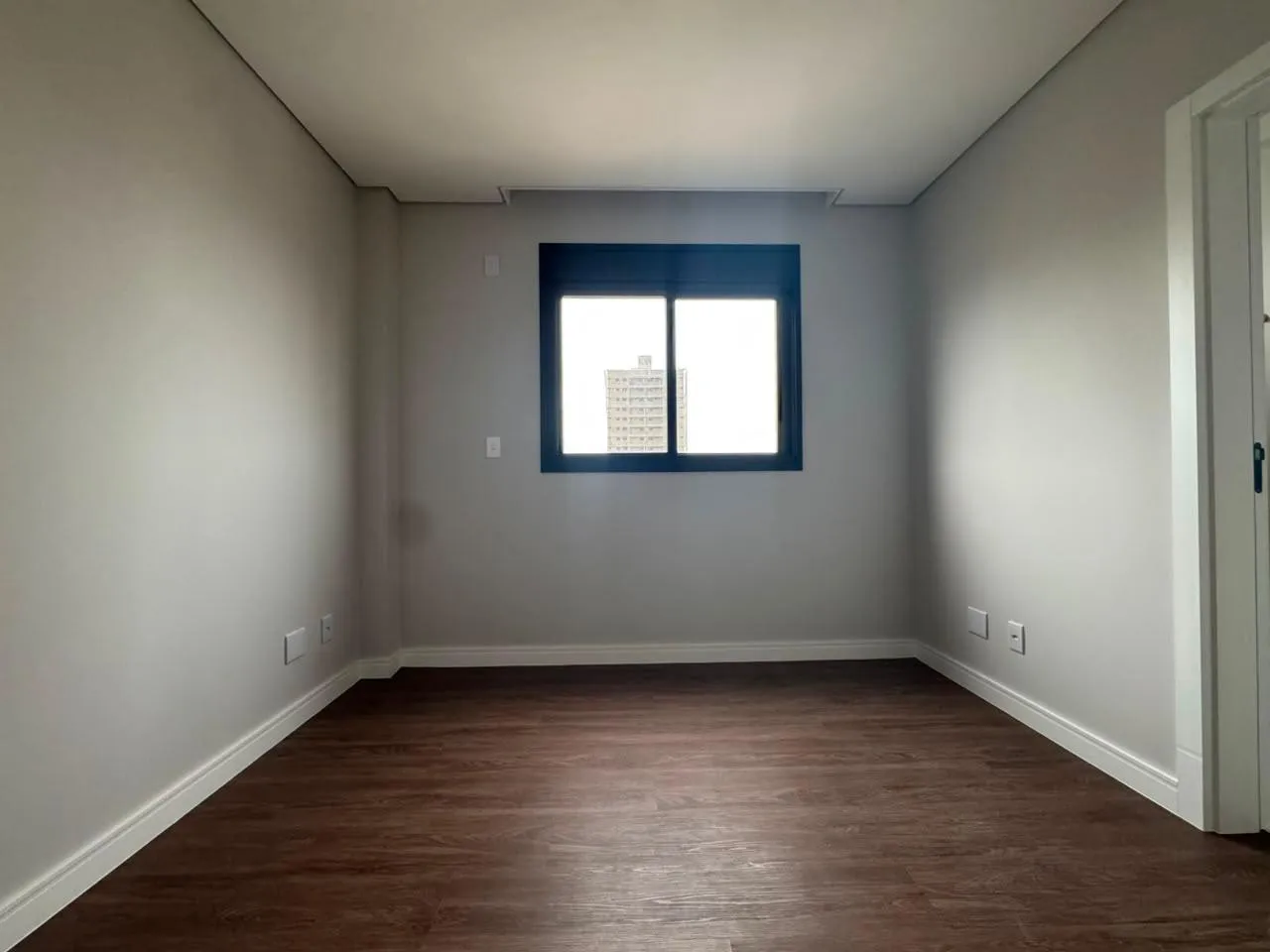 Imagem Apartamento à venda com 92.9m2 por R$ 1.600.384,00
