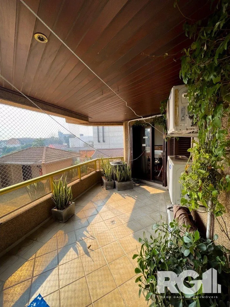 Imagem Apartamento com fino acabamento. edifício com elevador panorâmico com 1 apartamento por andar , com fácil acesso a BR116.