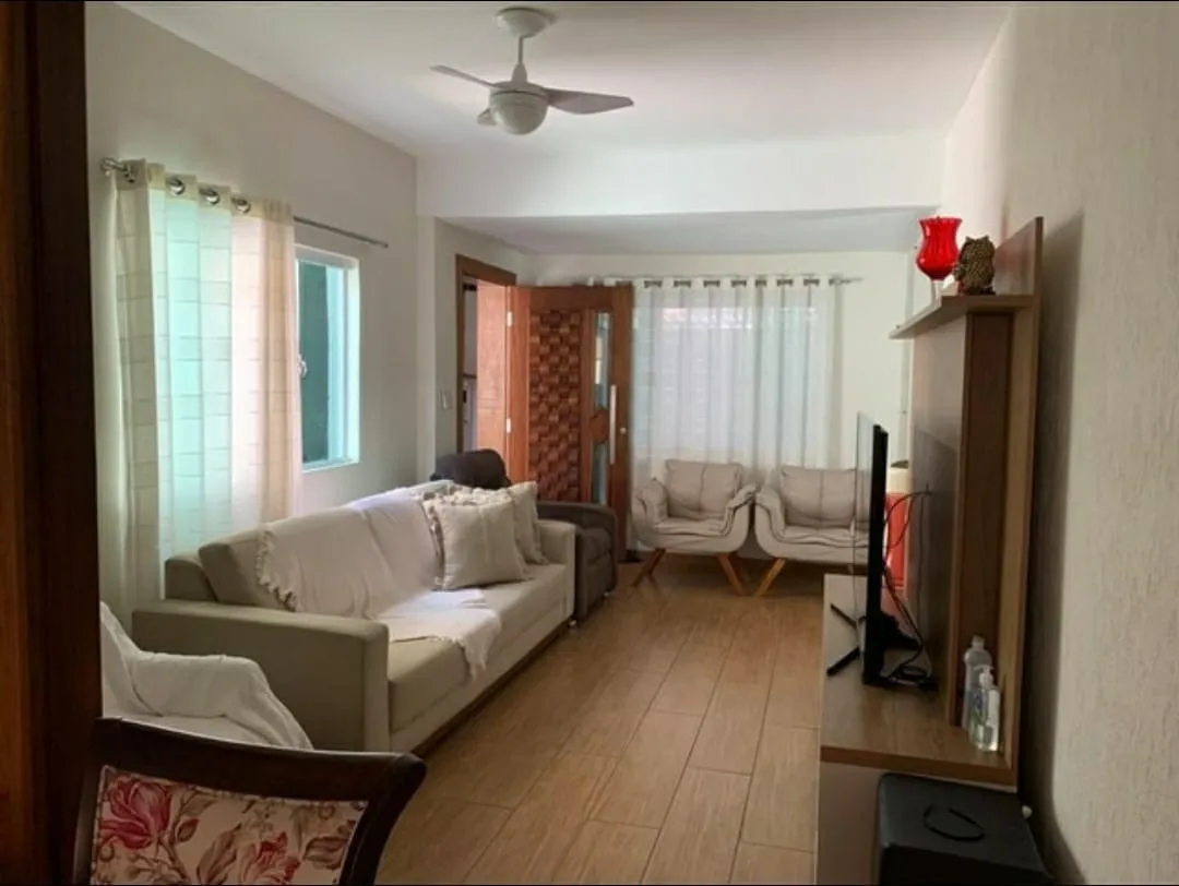 Imagem Casa à venda 3 Quartos, 2 Suites, 2 Vagas, 300M², Parque Santo Antônio, Taubaté - SP