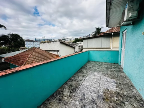 Imagem Casa para venda no bairro Floresta em Porto Alegre