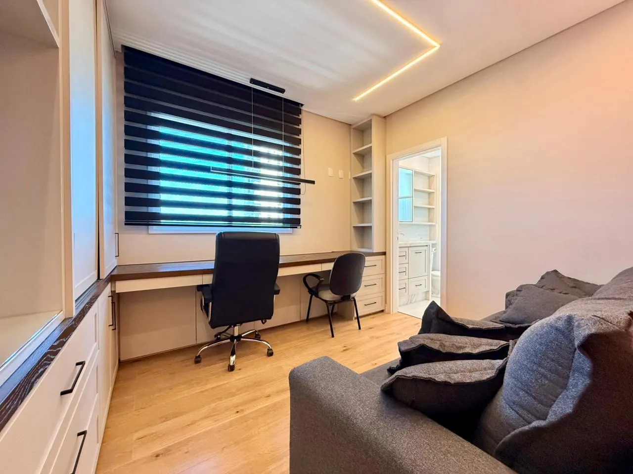 Imagem Apartamento à venda com 135m2 por R$ 2.650.000,00