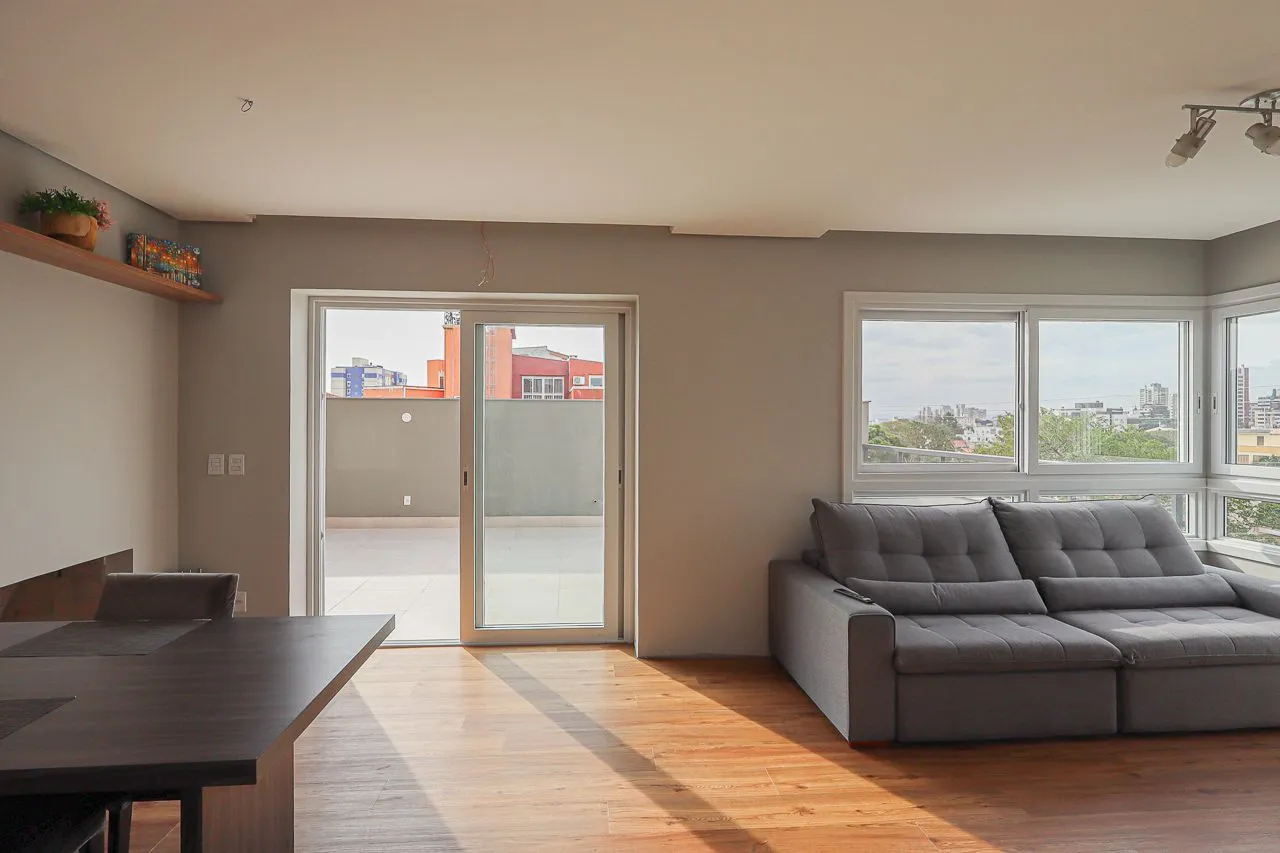 Imagem Garden Novo e Semi Mobiliado com Móveis Planejados | 3 Quartos | 2 Banheiros sendo 1 Suíte | Vaga Dupla Coberta | Jardim Itu - Porto Alegre