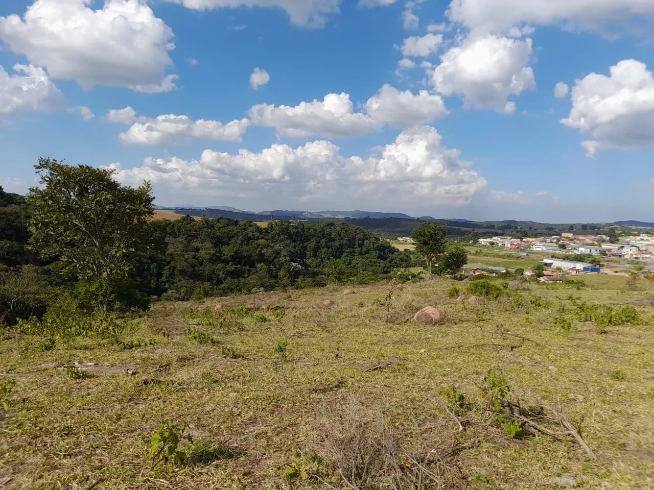 Imagem Oportunidade única: Área comercial de 171.000m² à venda no Centro de Jarinu-SP!