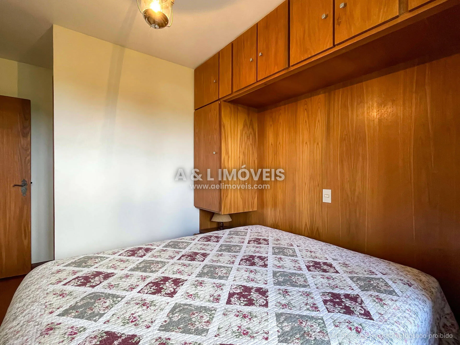 Imagem Casa Condomínio Campos do Jordão | 977 m² | 5 Suítes | Lazer Completo
