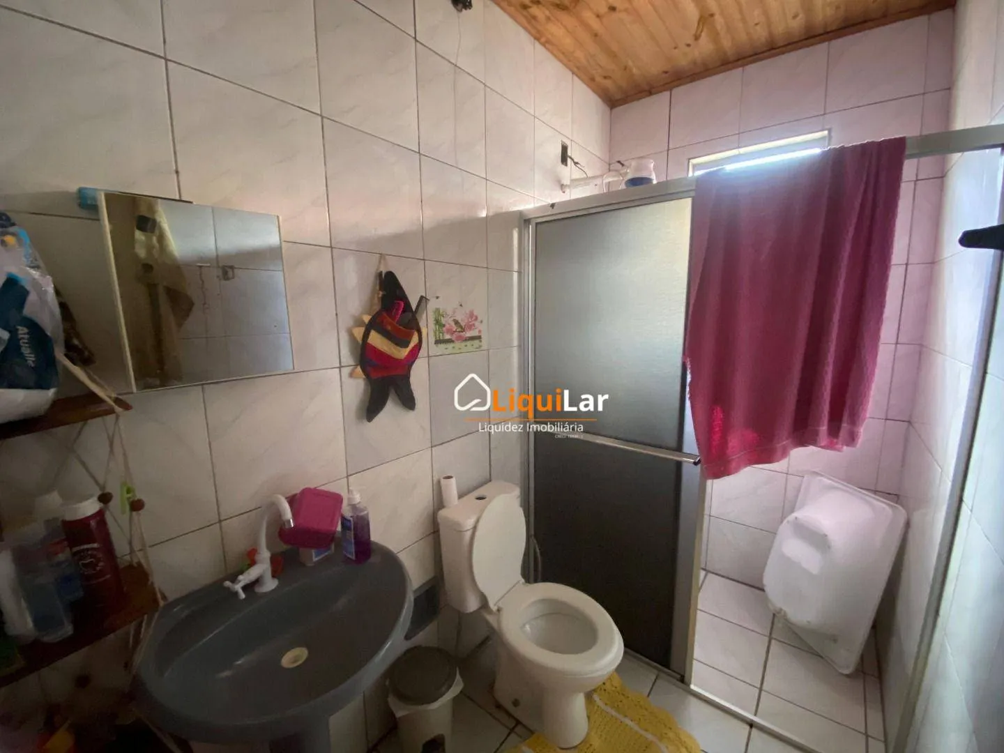 Imagem Oportunidade! Casa Ampla com Suíte + Estrutura nos Fundos no Parque dos Novos Estados