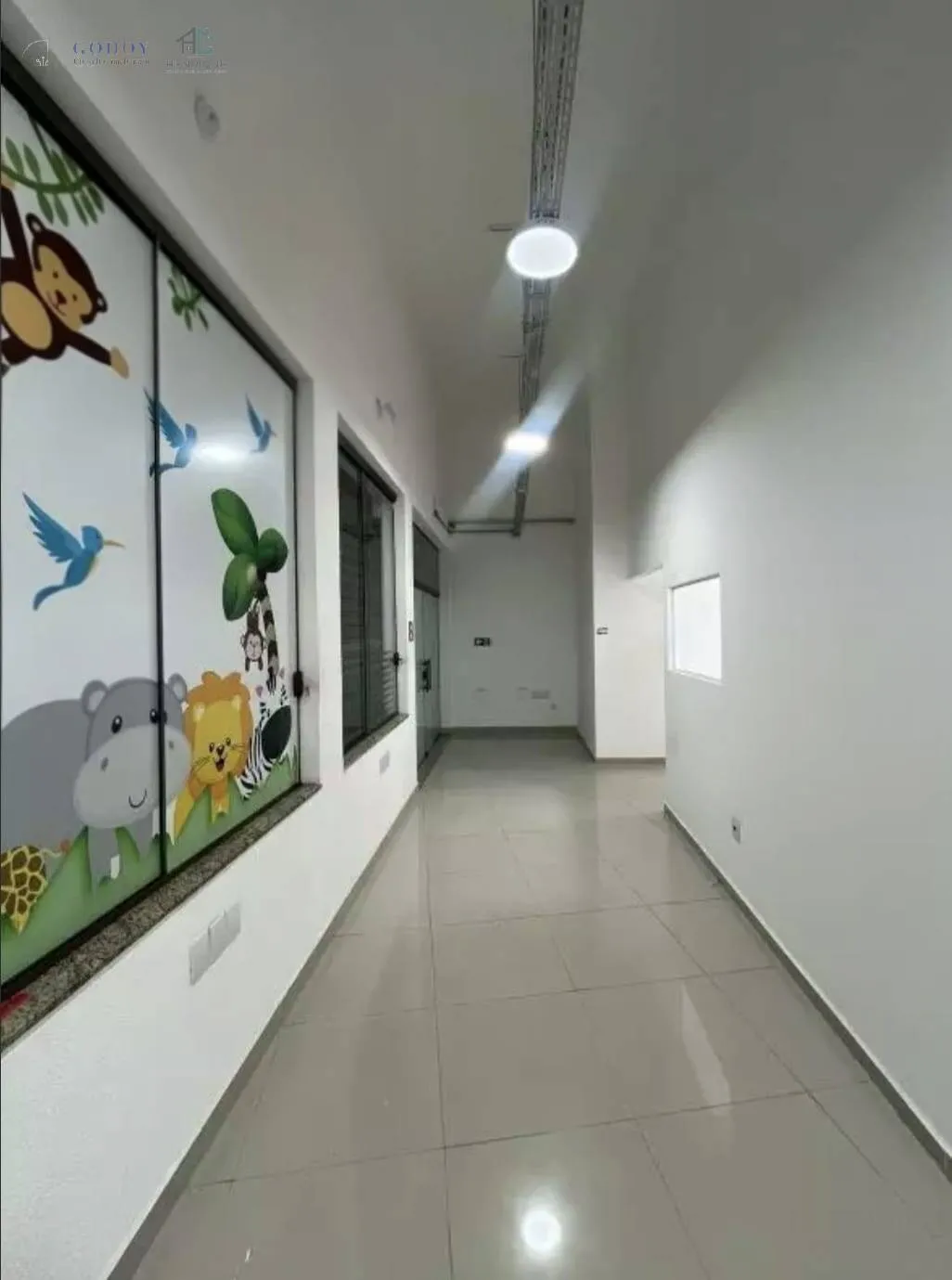Imagem Ponto Comercial Amplo para Locação no Centro de Guaratinguetá