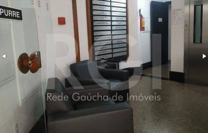 Imagem Conjunto/Sala para Venda - 36.97m², 0 dormitórios, 1 vaga - Menino Deus