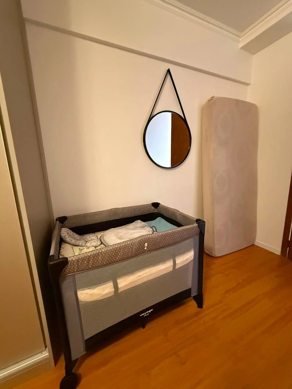 Imagem Apartamento semimobiliado no Moinhos de Vento