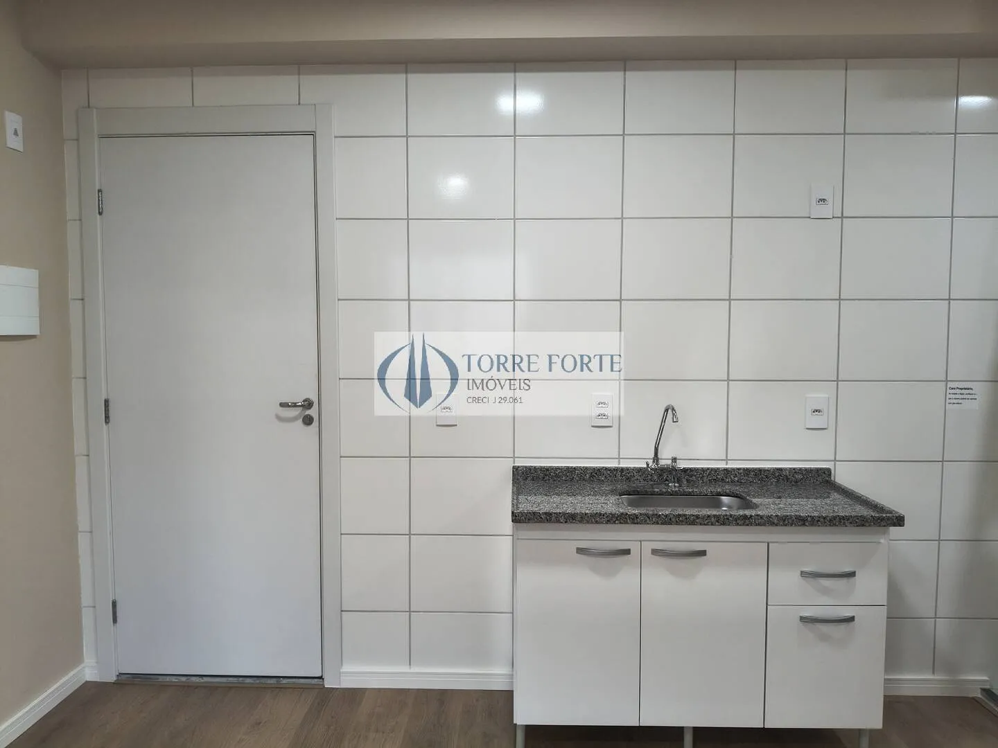 Imagem Lindo Apartamento novo com 2 Dormitórios