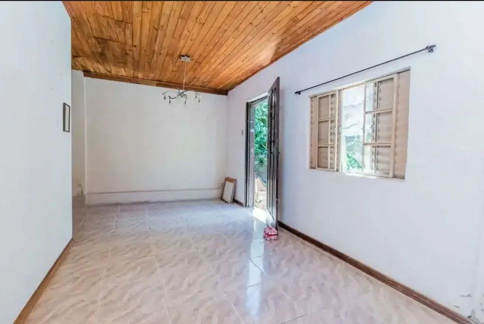 Imagem Casa 4 Dormitórios Bairro Gloria.