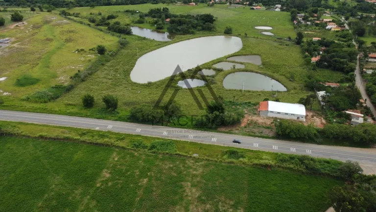 Imagem Área de 60 mil m² para Locação em Porangaba/SP