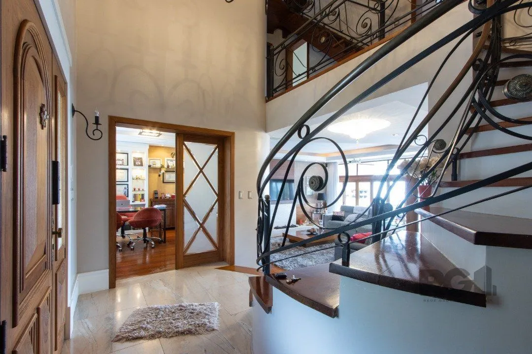 Imagem Casa para Venda com 4 dormitórios, sendo 2 suites e 4 vagas no bairro Jardim Isabel