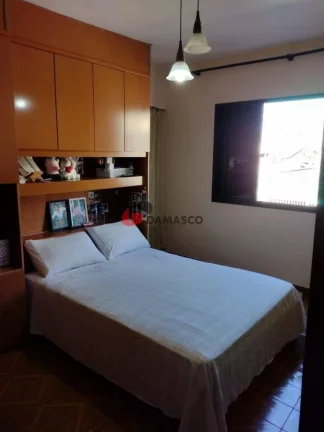 Imagem Casa à venda 3 Quartos, 1 Suite, 1 Vaga, Cerâmica, São Caetano do Sul - SP