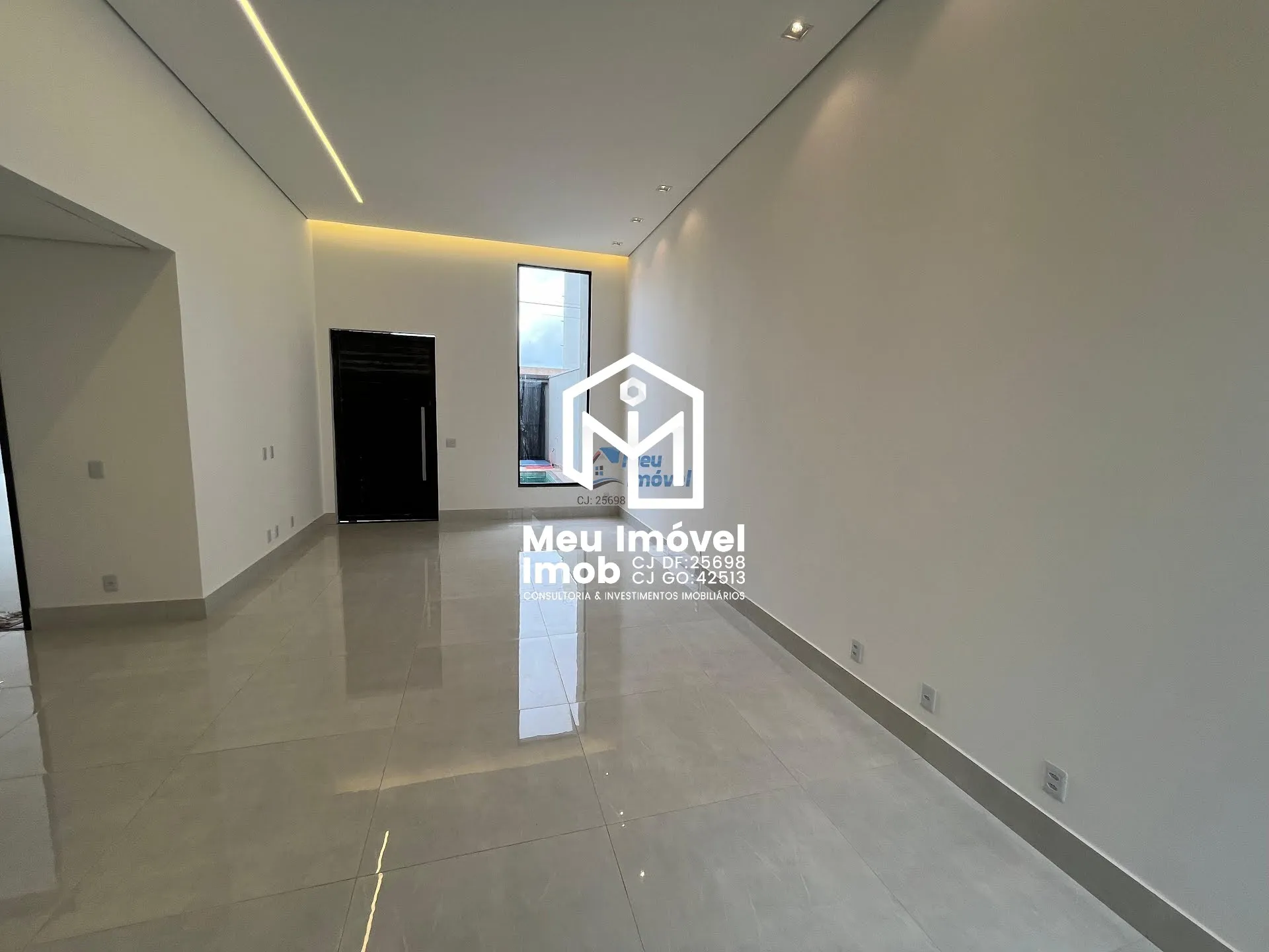 Imagem Casa 4 Quartos 2 Suítes 3 Vagas 250m² Vicente Pires/DF