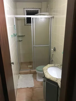 Imagem Excelente apartamento em ótima localização da Praia do Morro 2 quartos sendo uma suíte com varanda