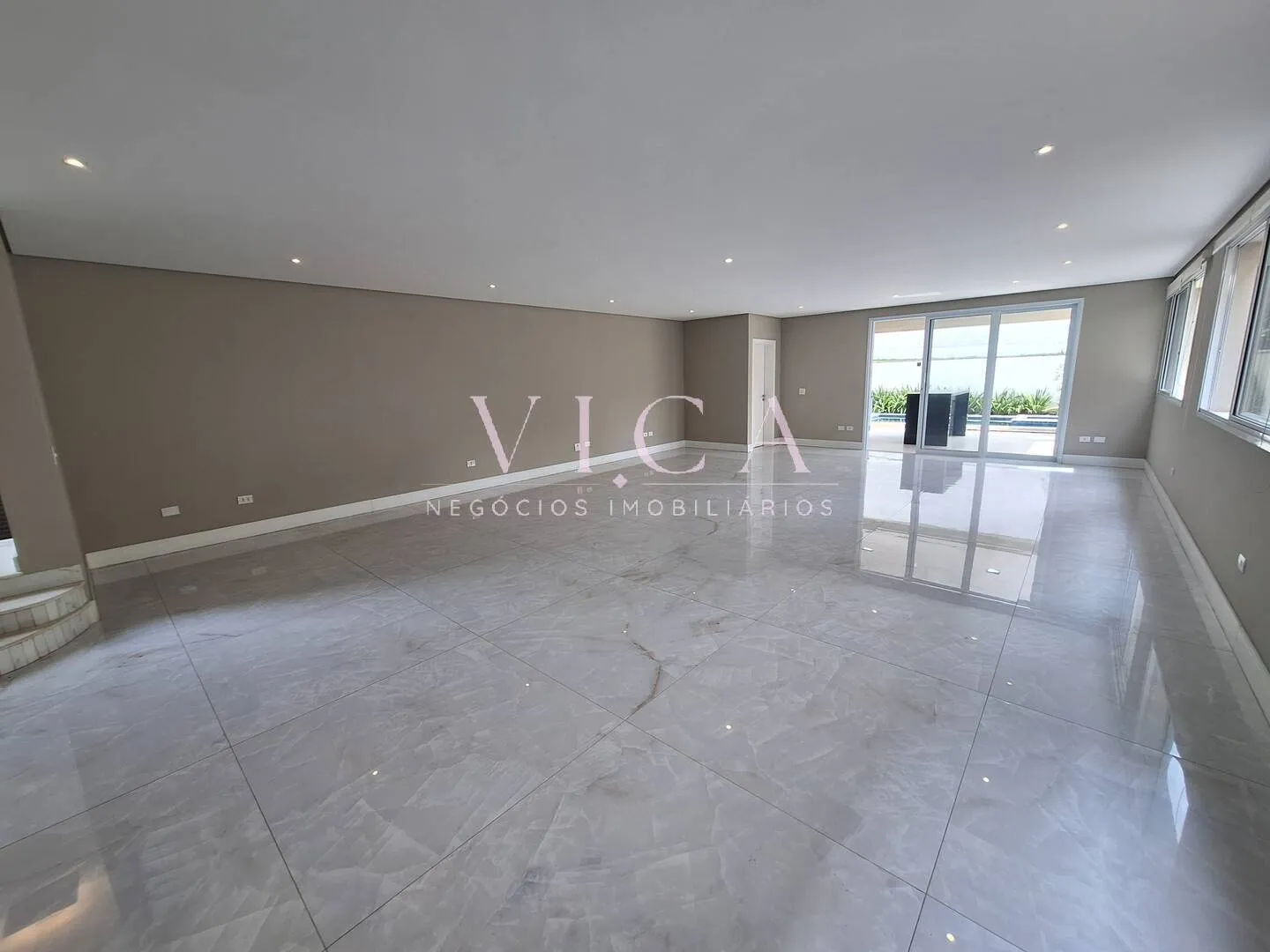 Imagem Casa com 4 suítes, 468m² para venda por R$ 5.000.000 - Alphaville/SP