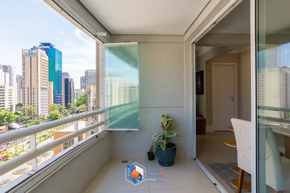 Imagem Apartamento para venda em Moema com 3 quartos, sendo 1 suíte, 104m²