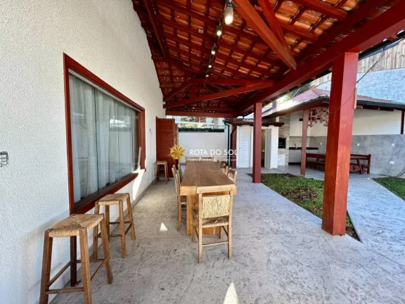 Imagem Casa Frente Mar à venda Praia de Bombinhas Centro