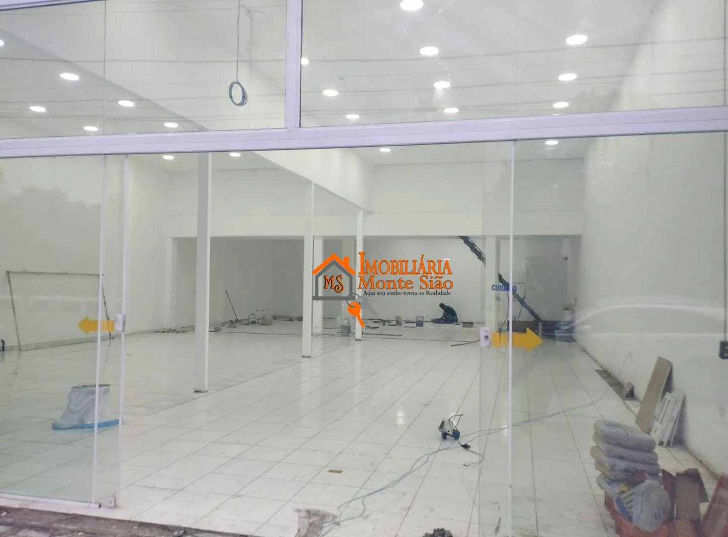 Imagem Salão para alugar, 161 m² por R$ 8.900,00/mês - Jardim Zaira - Guarulhos/SP
