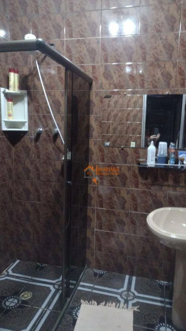 Imagem Casa com 2 dormitórios à venda, 300 m² por R$ 745.000,00 - Jardim Vila Galvão - Guarulhos/SP